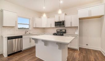 7951 Snow View Dr SE, Alto, MI 49302
