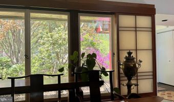 6819 SELKIRK, Bethesda, MD 20817
