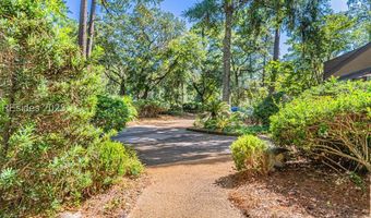 17 Bridgeport Ln, Hilton Head Island, SC 29928