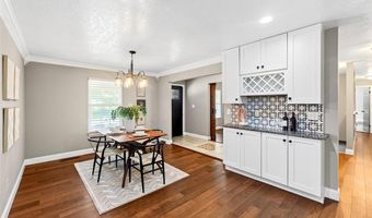 1014 Bedford Ln, Ballwin, MO 63011