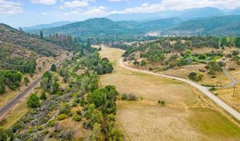 2245 Colestin Rd, Ashland, OR 97520