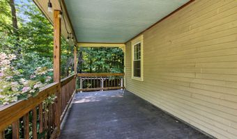 206 Lewis Hill Rd, Bethlehem, NH 03574