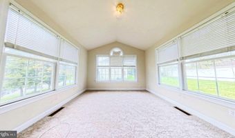 203 CYNWYD Dr, Absecon, NJ 08201