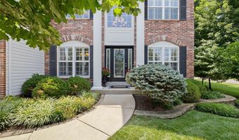 268 Magnolia Trace Dr, Ballwin, MO 63021