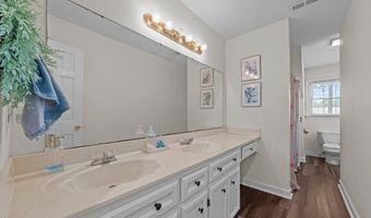 4259 Pinewood Dr, Ayden, NC 28513