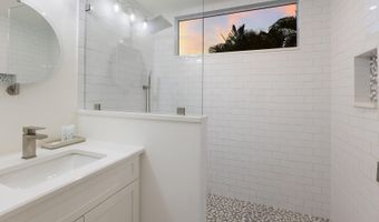 212 OAK Ave, Anna Maria, FL 34216