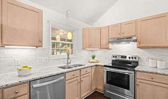 33873 N HERON Dr, Lewes, DE 19958