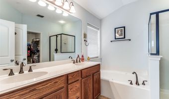 3888 Everwood Ln, Addison, TX 75001