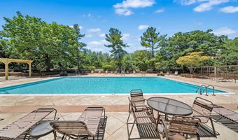 1016 WAYNE St 1007, Arlington, VA 22204