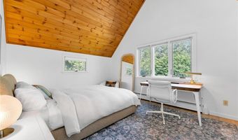 23 King Tom Dr, Charlestown, RI 02813