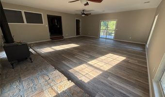 27 Worcester Dr, Bella Vista, AR 72714