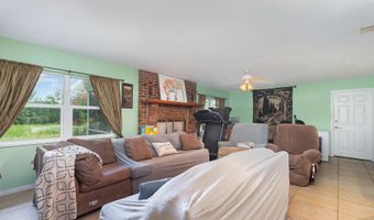 1940 Leah Star Rd, Astor, FL 32102