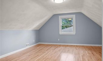 149 Yeoman Ave, Cranston, RI 02920