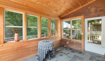 76 Spruce St, Brattleboro, VT 05301