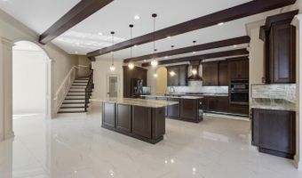 7301 CALVERT St, Annandale, VA 22003