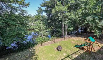 8 Riverside Dr, Allenstown, NH 03275