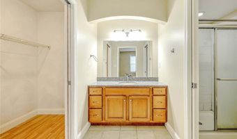 70 Turner St, Warwick, RI 02886