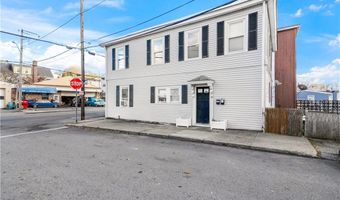 880 Charles St, North Providence, RI 02904