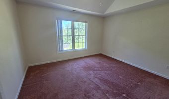 10 Oak Meadows Dr 10, Brookfield, CT 06804