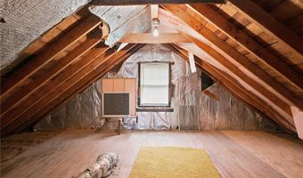9535 Mackenzie Rd, Affton, MO 63123