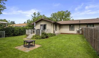 2605 W 8TH St, Appleton, WI 54911