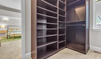 1490 Chambers Dr, Boulder, CO 80305
