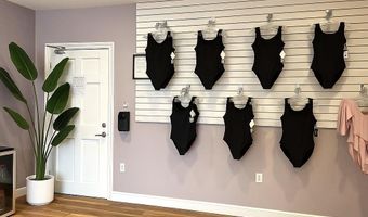175 BROADWAY, Bayonne, NJ 07002