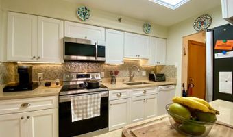 1301 N COURTHOUSE Rd N #812, Arlington, VA 22201