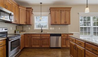 103 Crossbridge Ln, Autryville, NC 28318