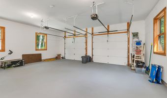 31 Cave Mountain Rd, Bartlett, NH 03812