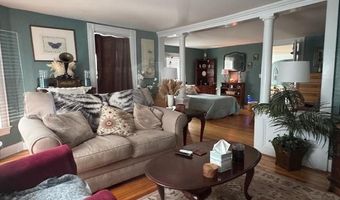 23 Rock St, Bristol, RI 02809