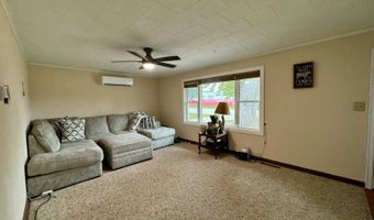 203 12th Ave, Britton, SD 57430