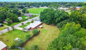 301 E Craig St, Atmore, AL 36502