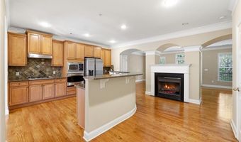 9040 Woodland Trl, Alpharetta, GA 30009