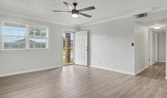 645 Union St, Bay St. Louis, MS 39520