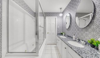 53 Jordan Rd, Amherst, NY 14221