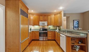 1 Emery Rd 1, Bedford, MA 01730