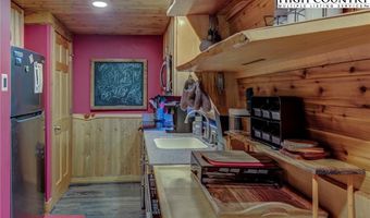 64 Creekside Dr A, Banner Elk, NC 28604