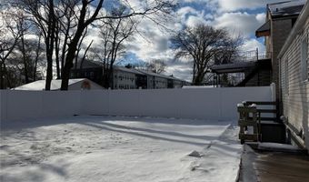 40 Hickory Ave House, Bergenfield, NJ 07621