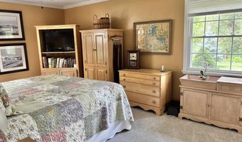 1719 Southgate Ct, Adrian, MI 49221