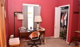 225 King St, Baldwin City, KS 66006