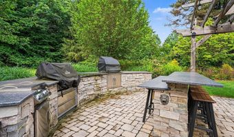 3949 S Michael Rd, Ann Arbor, MI 48103