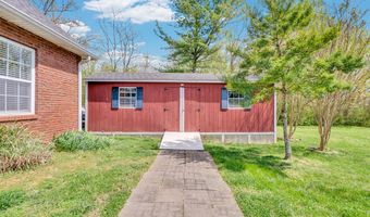 127 Maxwell St, Algood, TN 38506