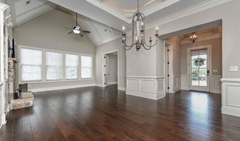 62 Cedarcrest Village Ct, Acworth, GA 30101