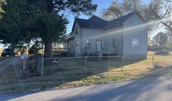 690 W High St, Aurora, MO 65605