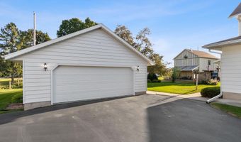 118 Main St, Arlington, WI 53911