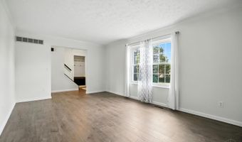 5555 Revmal Ln, Delhi, OH 45238