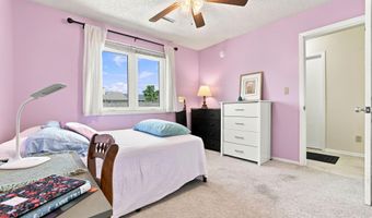 412 Faulkner Ct, Ames, IA 50014
