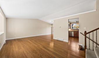 8227 Yarrow Ct, Arvada, CO 80005