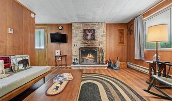 74 Beaver Dr, Albrightsville, PA 18210